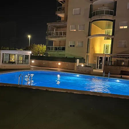 Apartment Naranja Grau *